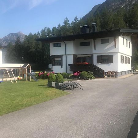 Ferienwohnungen Schleich Nassereith Exterior foto