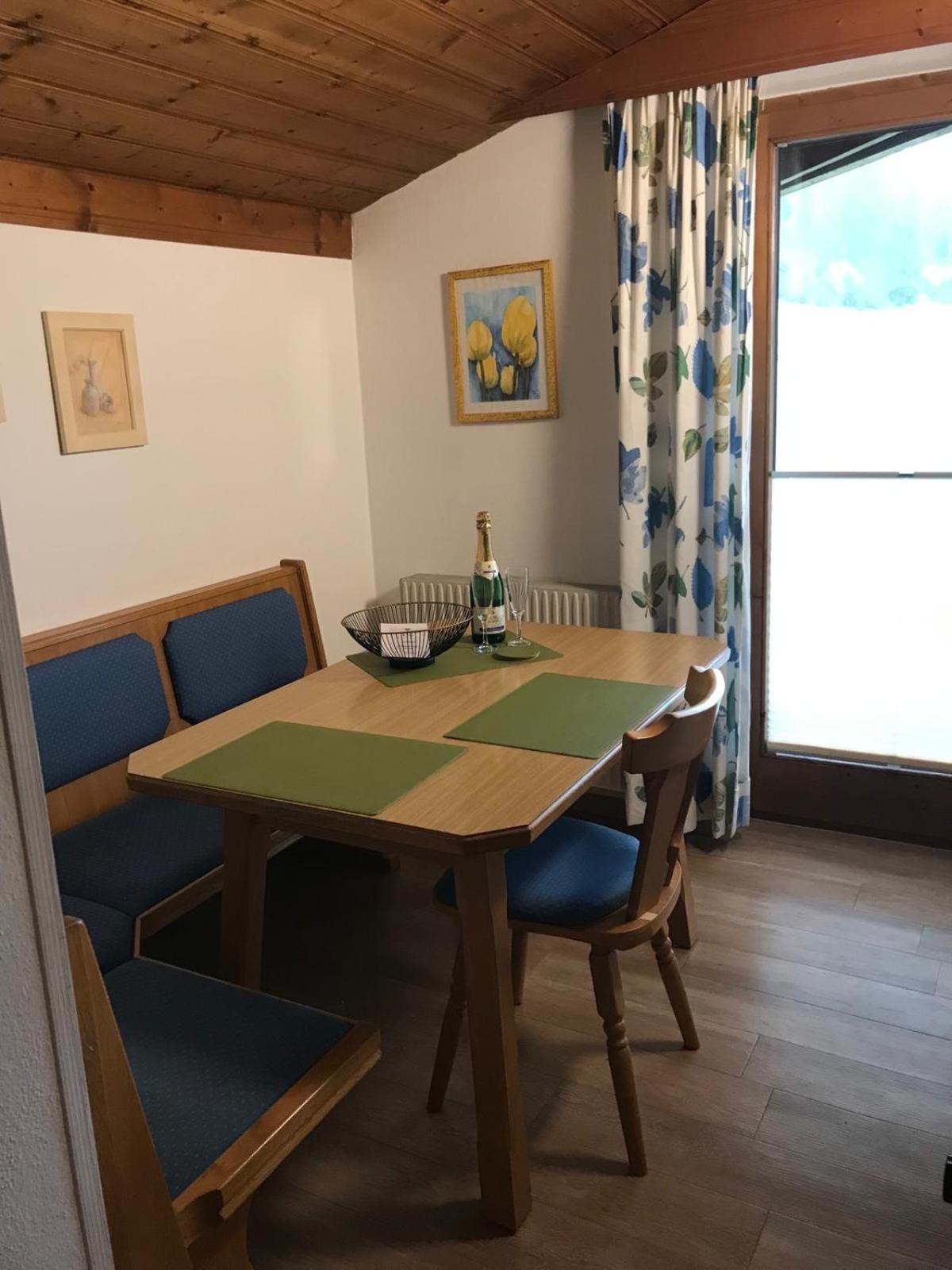 Ferienwohnungen Schleich Nassereith Exterior foto
